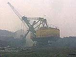 На шахте "Зиминка" в Кемеровской области на участке, где добыча угля ведется открытым способом, произошло крупное обрушение породы