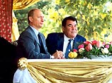 Президент Туркмении подарил Путину ворованного коня