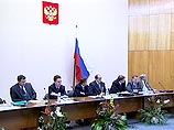 Если прокурор считает, что Дума нарушает законодательство, то достаточно было бы написать прокурорское предостережение в адрес Мосгордумы, сославшись на конкретные статьи и конкретные вещи, - отметил он Если прокурор считает, что Дума нарушает законодательство, то достаточно было бы написать прокурорское предостережение в адрес Мосгордумы, сославшись на конкретные статьи и конкретные вещи, - отметил он