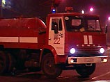 Как сообщили в управлении противопожарной службы столицы, пожар начался около 22.00. Площадь павильона составляет около 300 кв. метров