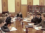 Согласно официальному заключению, пилот вывел самолет на больший угол разворота, чем это было необходимо, что привело к сваливанию самолета в штопор и его столкновению с землей Согласно официальному заключению, пилот вывел самолет на больший угол разворота, чем это было необходимо, что привело к сваливанию самолета в штопор и его столкновению с землей