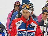 "Все-то думали, что он на горных лыжах катается, а он собрался с группой отважных бойцов да и полетел в Чечню гадов крошить. Лично убил Гараева в сортире" "Все-то думали, что он на горных лыжах катается, а он собрался с группой отважных бойцов да и полетел в Чечню гадов крошить. Лично убил Гараева в сортире"