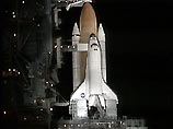 С космодрома космического центра имени Кеннеди на мысе Канаверал успешно стартовал космический челнок Endeavour с экипажем из 5 астронавтов на борту