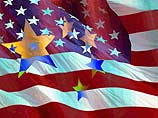 Американцы праздновали День независимости с китайскими флагами Американцы праздновали День независимости с китайскими флагами
