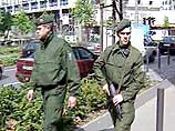 Вооруженный преступник ворвался сегодня в помещение "Зюдвестбанка" и захватил заложников Вооруженный преступник ворвался сегодня в помещение "Зюдвестбанка" и захватил заложников