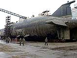 На заводе "Нерпа" начались работы по окончательному разоружению "Курска"