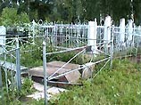 На Тракторозаводском кладбище Волгограда в среду совершен акт вандализма