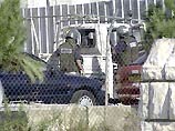 Внутри автомашины были вмонтированы четыре взрывных устройства большой силы Внутри автомашины были вмонтированы четыре взрывных устройства большой силы