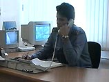 Посты милиции тщательно проверяют дороги, авто- и железнодорожные вокзалы Посты милиции тщательно проверяют дороги, авто- и железнодорожные вокзалы