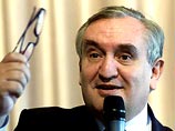 "Нашей экономике необходимо свежее дыхание", - часто говорит премьер-министр Жан-Пьер Раффарен "Нашей экономике необходимо свежее дыхание", - часто говорит премьер-министр Жан-Пьер Раффарен