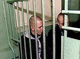 Сергей Поляков и Владимир Трубин на допросе в суде подтвердили, что нанесли несколько ударов проходившим мимо гражданам, "возможно, кавказцам"