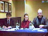 Александр Литвиненко и адвокат Юрий Фельштинский утверждают, что в их распоряжении имеются письменные показания основных подозреваемых Александр Литвиненко и адвокат Юрий Фельштинский утверждают, что в их распоряжении имеются письменные показания основных подозреваемых