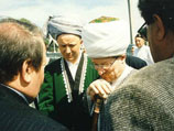 Перед открытием новой мечети Талгат Таджуддин посетил православный монастырь