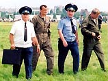 Арестован бывший главком ВВС Украины. Против пилотов возбуждено дело Арестован бывший главком ВВС Украины. Против пилотов возбуждено дело