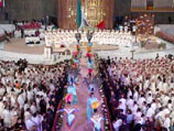 Визит Папы в Мексику проходит успешно, если не считать арестованного подростка
