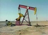 Ирак хочет получать дополнительно по 50 центов с каждого барреля продаваемой нефти, помимо тех денег, которые он получает по линии ООН в рамках программы "Нефть в обмен на продовольствие"