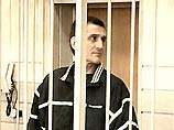 Суд признал Виктора Тихонова виновным в том, что он по заданию президента компании "Миком" Живило в начале 2000 года подыскал и нанял для устранения кемеровского губернатора Тулеева двух квалифицированных бандитов