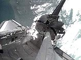 Основной задачей двух членов экипажа челнока Endeavour, который 2 декабря причалил к Международной космической станции, была установка двух панелей солнечных батарей на ферме модуля Unity, входящего в состав МКС