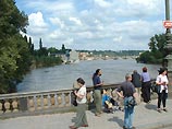 Уровень воды во Влтаве снизился на 3,5 метра Уровень воды во Влтаве снизился на 3,5 метра