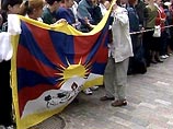 Буддистам не дали провести в Москве акцию против запрета въезда в Россию Далай-ламы Буддистам не дали провести в Москве акцию против запрета въезда в Россию Далай-ламы