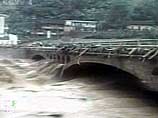 В результате наводнений в китайской провинции Юньань погибли более 50 человек