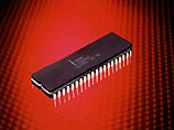 Его процессор, Intel 8088, имел скромную даже по тем временам скорость - 4,7Мгц, а памяти было всего 16 килобайт Его процессор, Intel 8088, имел скромную даже по тем временам скорость - 4,7Мгц, а памяти было всего 16 килобайт