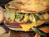 Новый продукт McDonald▓s - McAfrika критики назвали "актом цинизма" Новый продукт McDonald▓s - McAfrika критики назвали "актом цинизма"