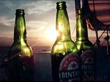 Югославский любитель пива обставил свою будущую могилу пивными бутылками