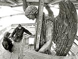 Ангела Александровской колонны на 50 лет защитят от коррозии 