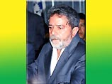 На борту самолета находился лидер предвыборной гонки, кандидат от левой Партии трудящихся Луис Инасио Лула да Силва