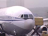 Два самолета не могут совершить посадку в "Шереметьеве" из-за дыма
