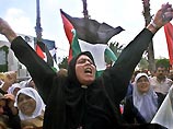 Демонстрации одновременно начались в палестинских городах Западного берега реки Иордан, а также в секторе Газа
