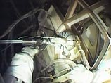Двое астронавтов с шаттла Endeavour довольно быстро завершили необходимую работу в открытом космосе