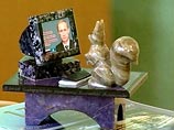 Калининградцы подарят Путину страусиное яйцо