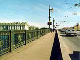 Из-за поломки Дворцового моста в Петербурге вновь приостановлена навигация по Неве
