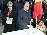 В Румынии начался второй тур президентских выборов