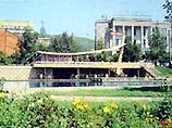 В Ереване утверждают, что президент Кучма устроил дебош в местном кафе В Ереване утверждают, что президент Кучма устроил дебош в местном кафе
