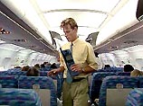 Бизнесмен не отреагировал на предупреждение стюарда о том, что на борту самолета нельзя пользоваться мобильными телефонами