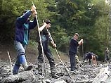 В четверг спасатели не смогли обнаружить жертв схода ледника в Северной Осетии В четверг спасатели не смогли обнаружить жертв схода ледника в Северной Осетии