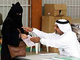 Большинство катарских женщин не нарушают традиций
