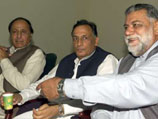 Тон выступлений лидеров альянса религиозных партий Пакистана смягчается