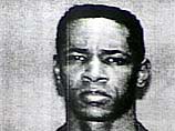 Этот человек идентифицирован как Джон Аллен Мохаммед, который также известен как Джон Аллен Уильямс, он чернокожий, ему 42 года