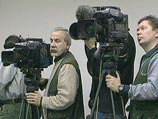 Заложники просят Путина выполнить требования террористов и закончить войну в Чечне Заложники просят Путина выполнить требования террористов и закончить войну в Чечне