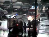 Террористы утверждают, что убили заложника и вошедшего в здание человека Террористы утверждают, что убили заложника и вошедшего в здание человека