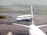 На двух самолетах Ан-24 авиакомпании "Пермские авиалинии", следующих рейсом Москва-Пермь, сработала сигнализация
