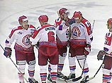 "Локомотив" отрывается от преследователей "Локомотив" отрывается от преследователей