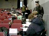 Заложники получат свои вещи через 20 дней. А пациенты 13-й больницы могут забрать документы в понедельник Заложники получат свои вещи через 20 дней. А пациенты 13-й больницы могут забрать документы в понедельник