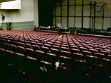 Все 56 часов вести нужно было все делать так, чтобы террористы не догадались, что в комнате кто-то есть Все 56 часов вести нужно было все делать так, чтобы террористы не догадались, что в комнате кто-то есть