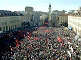 Около 50 тысяч человек вышли сегодня на улицы находящегося вблизи Палермо сицилийского города Термини-Имерезе