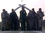 Объемы этих заказов значительно превышают те, которые могли бы удовлетворить медицинские нужды Объемы этих заказов значительно превышают те, которые могли бы удовлетворить медицинские нужды